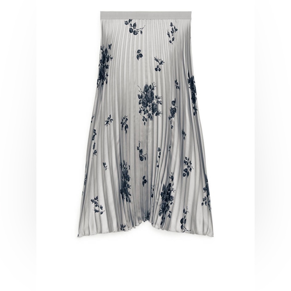 Arket Floral Pleated Maxi Skirt - Gray and Black
